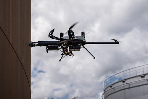 Performing tank inspection using Voliro drone