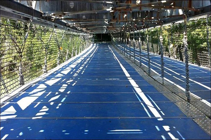 V-Deck 1